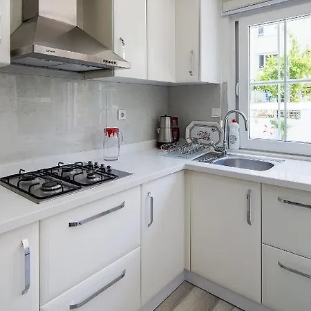 Apartment Roma - Emir Gursu B